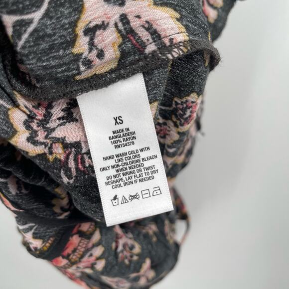 AEROPOSTALE Romper Size Extra Small Jumper Floral Keyhole Pockets Tie Back - Picture 10 of 11